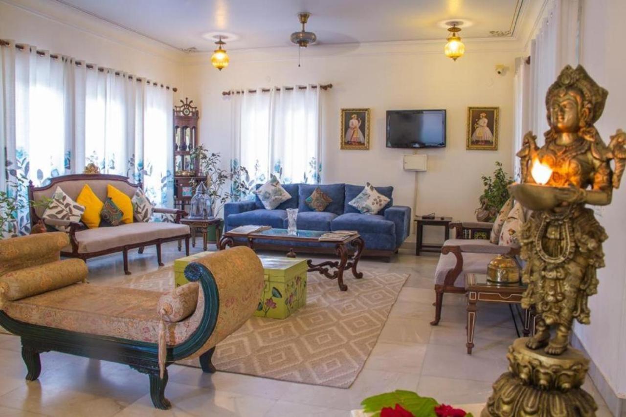 Akshay Niwas Boutique Luxury Hotel Udaipur Exteriör bild
