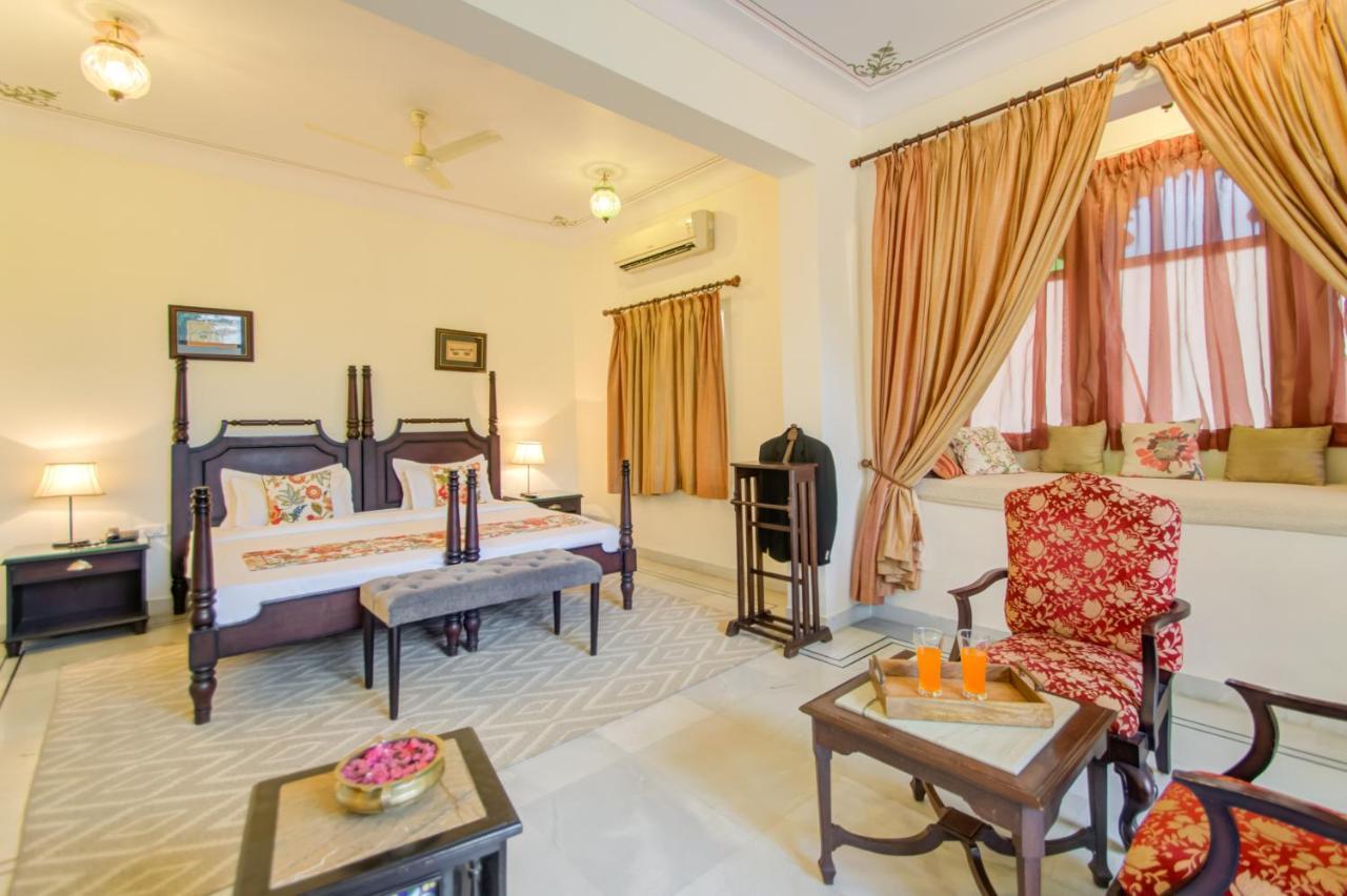 Akshay Niwas Boutique Luxury Hotel Udaipur Exteriör bild
