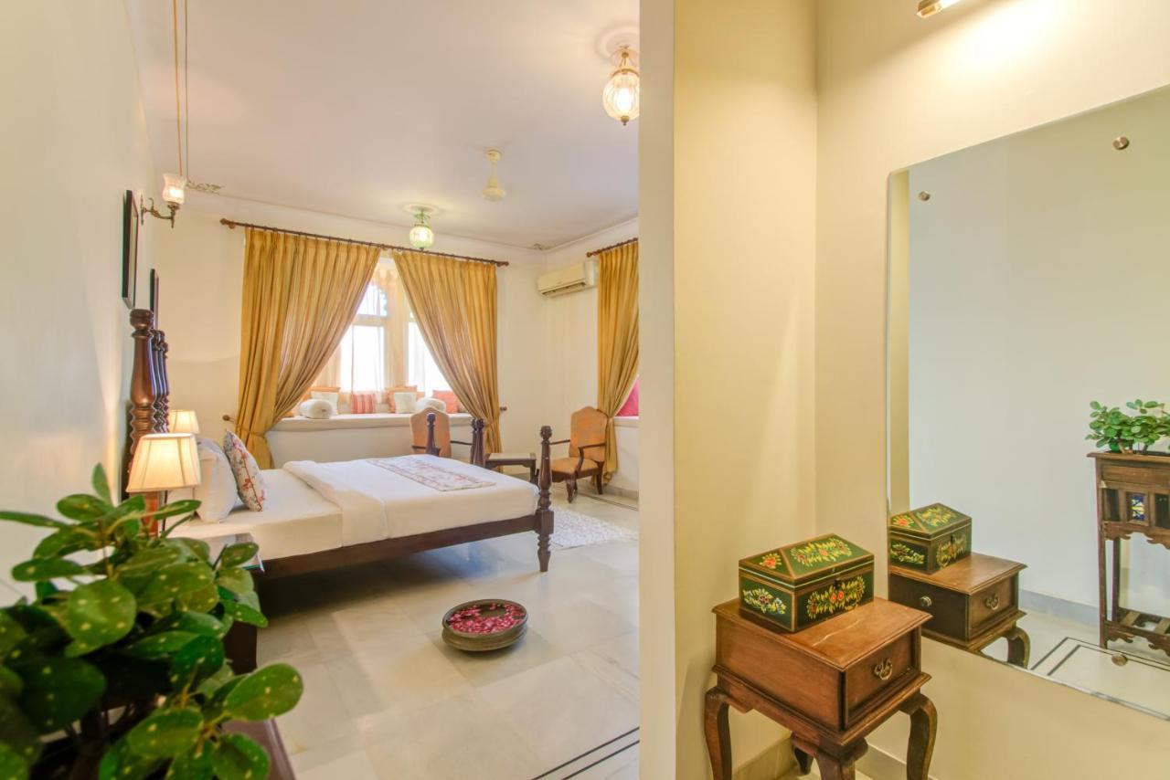 Akshay Niwas Boutique Luxury Hotel Udaipur Exteriör bild