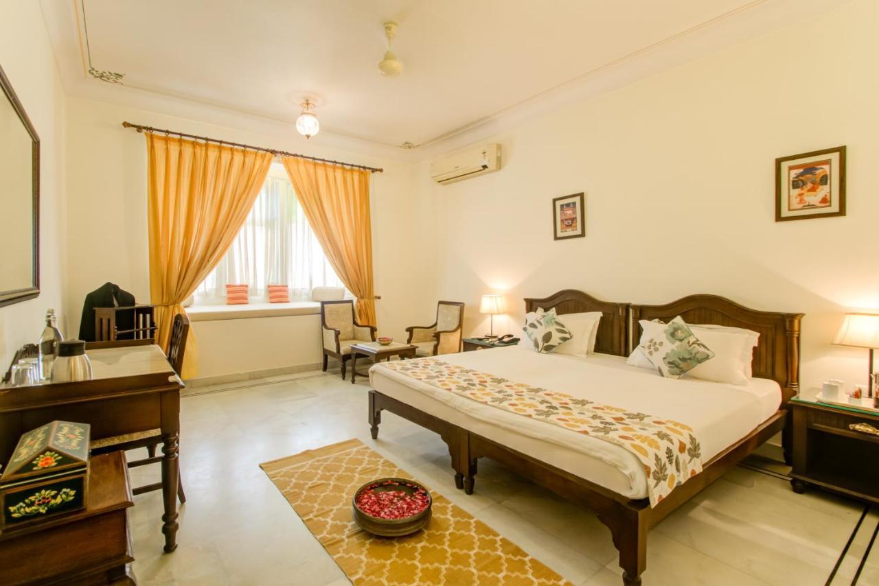 Akshay Niwas Boutique Luxury Hotel Udaipur Exteriör bild