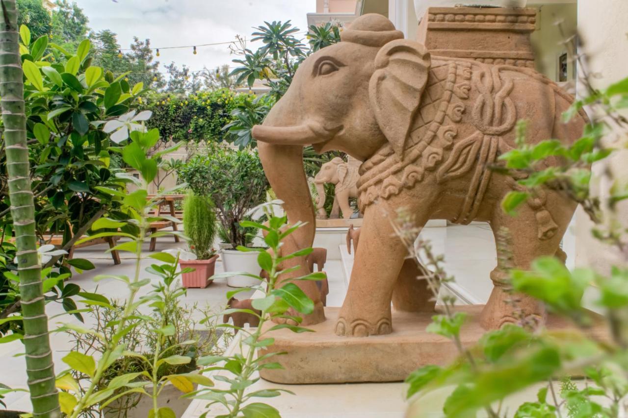 Akshay Niwas Boutique Luxury Hotel Udaipur Exteriör bild