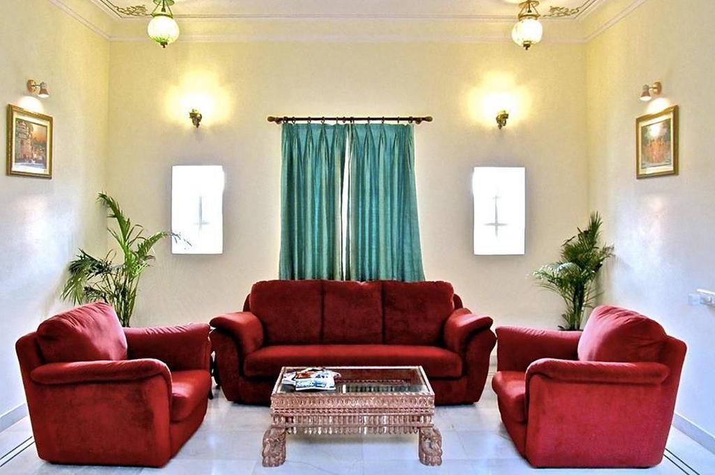 Akshay Niwas Boutique Luxury Hotel Udaipur Exteriör bild